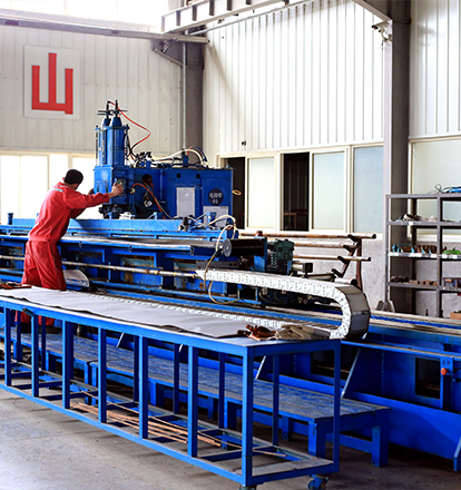 Double Row Automatic Resistance Welding Machine 2